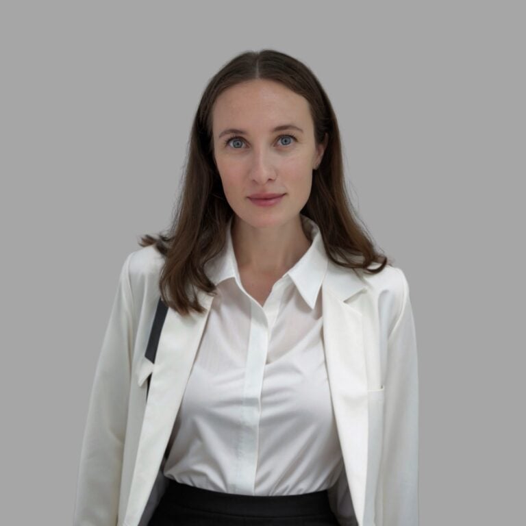 Анастасия Рогловская